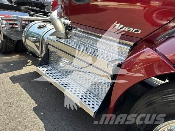 Kenworth T680 中古トラクターヘッド | トレーラーヘッド