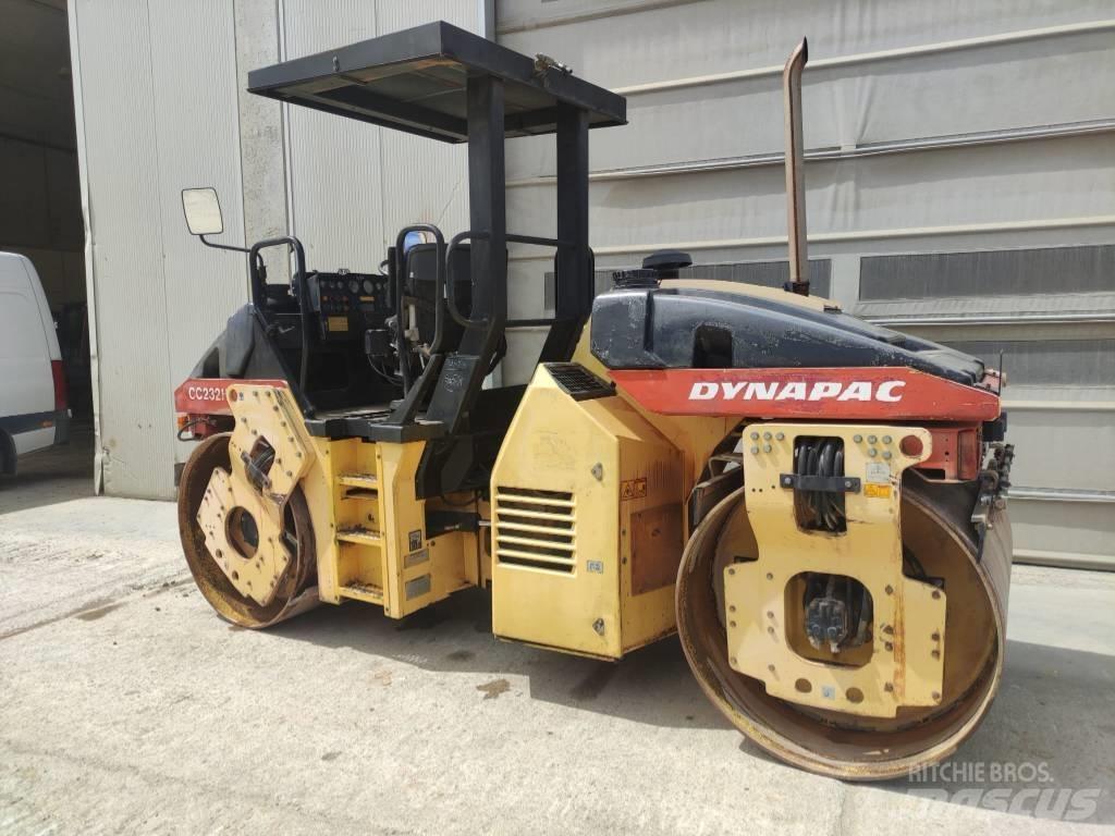 Dynapac CC 232 HF タンデムローラ
