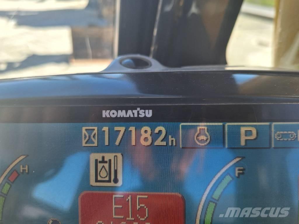 Komatsu PC 138 US-8 大型油圧ショベル12t以上（パワーショベル・ユンボ）