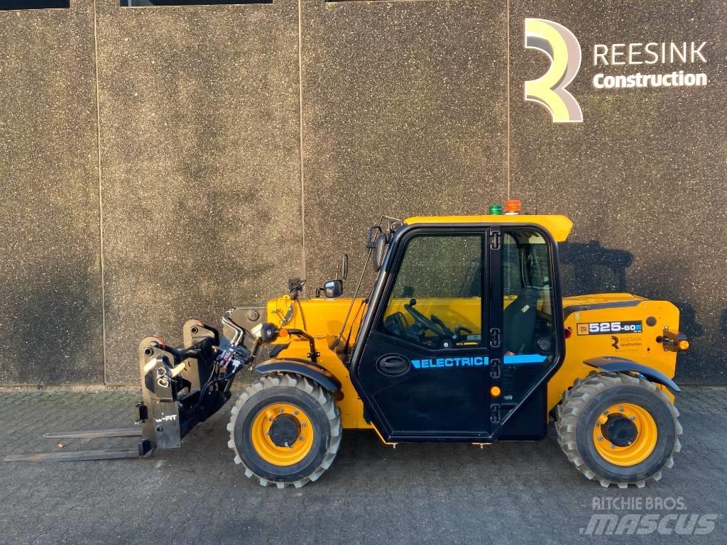 JCB 525-60 E テレスコーピックハンドラー