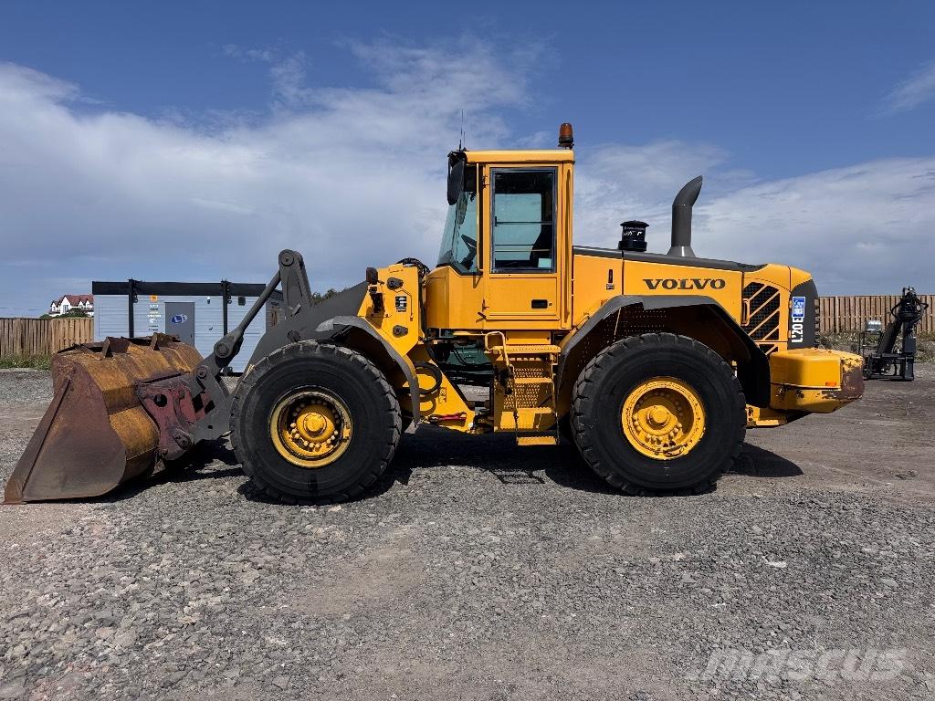 Volvo L 120 E ホイールローダー・タイヤショベル