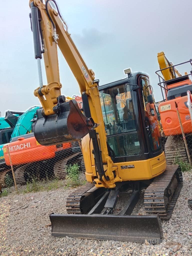 CAT 303.5 E CR ミニ油圧ショベル 7t以下（ミニユンボ・ミニディガー）
