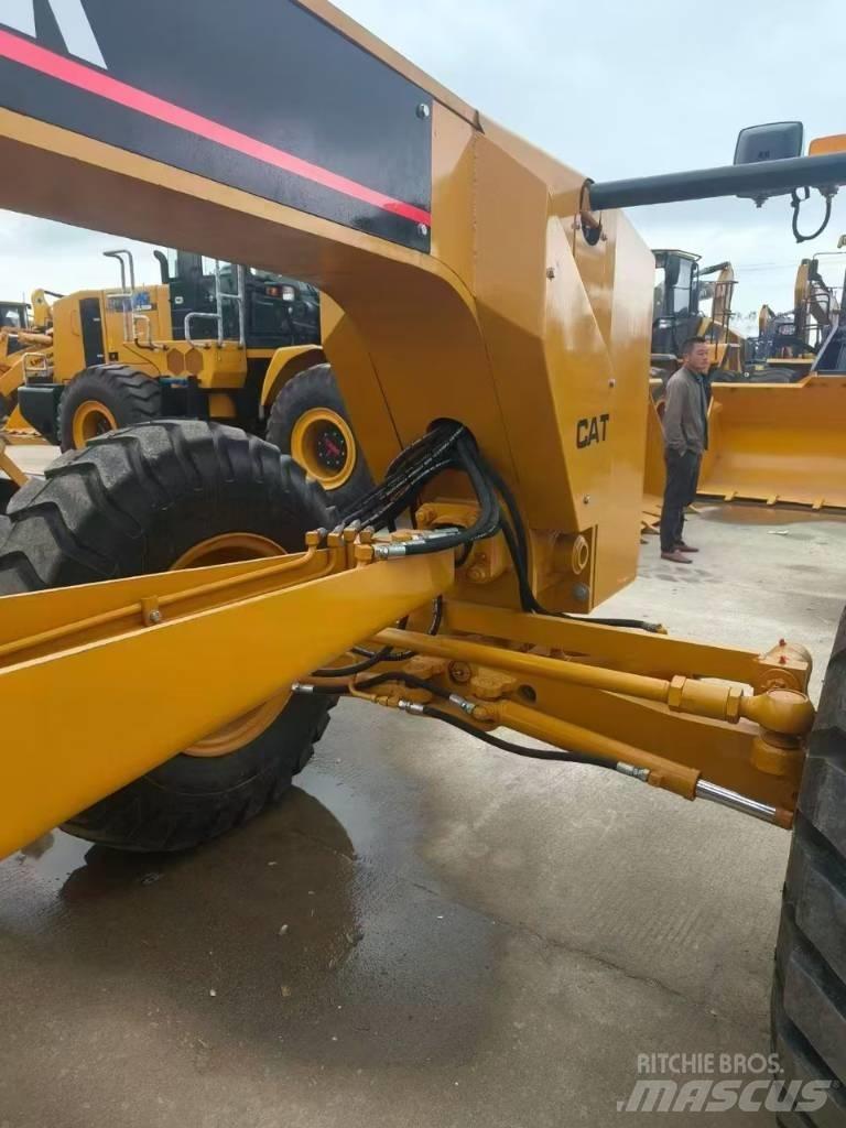 CAT 140K モーターグレーダー