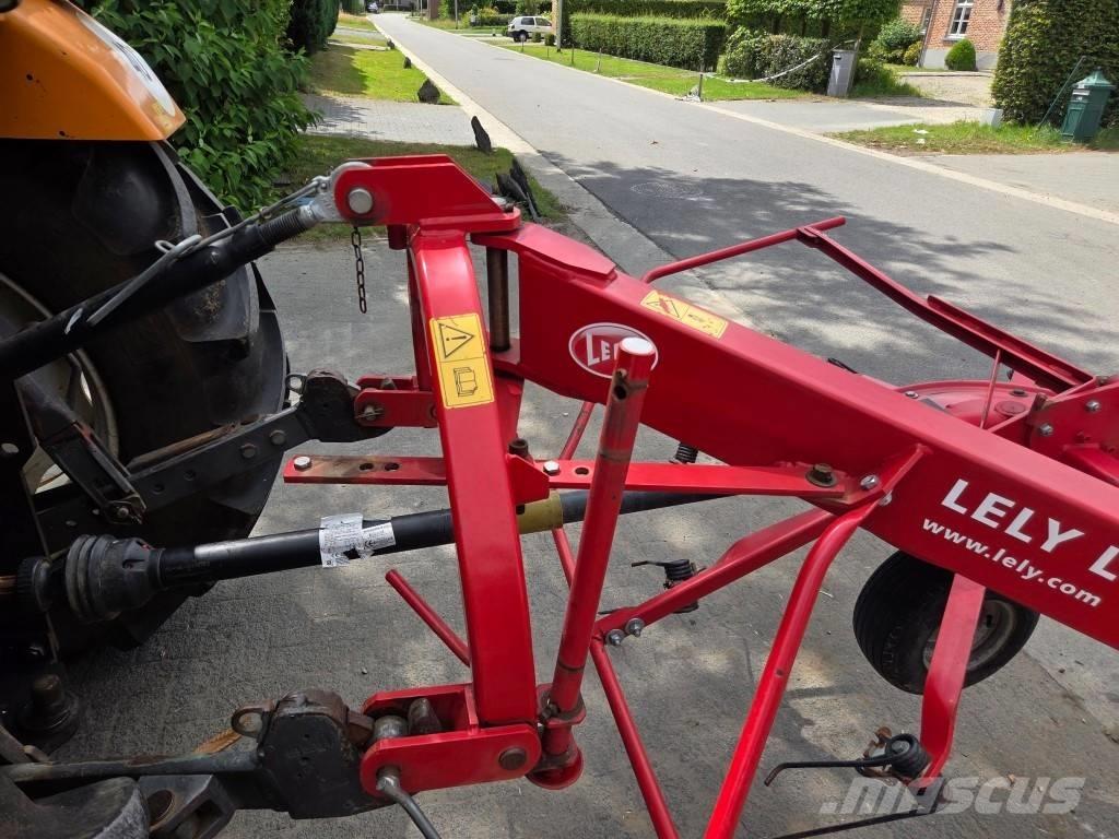 Lely Lotus 300 Combi テッダー・テッダーレーキ
