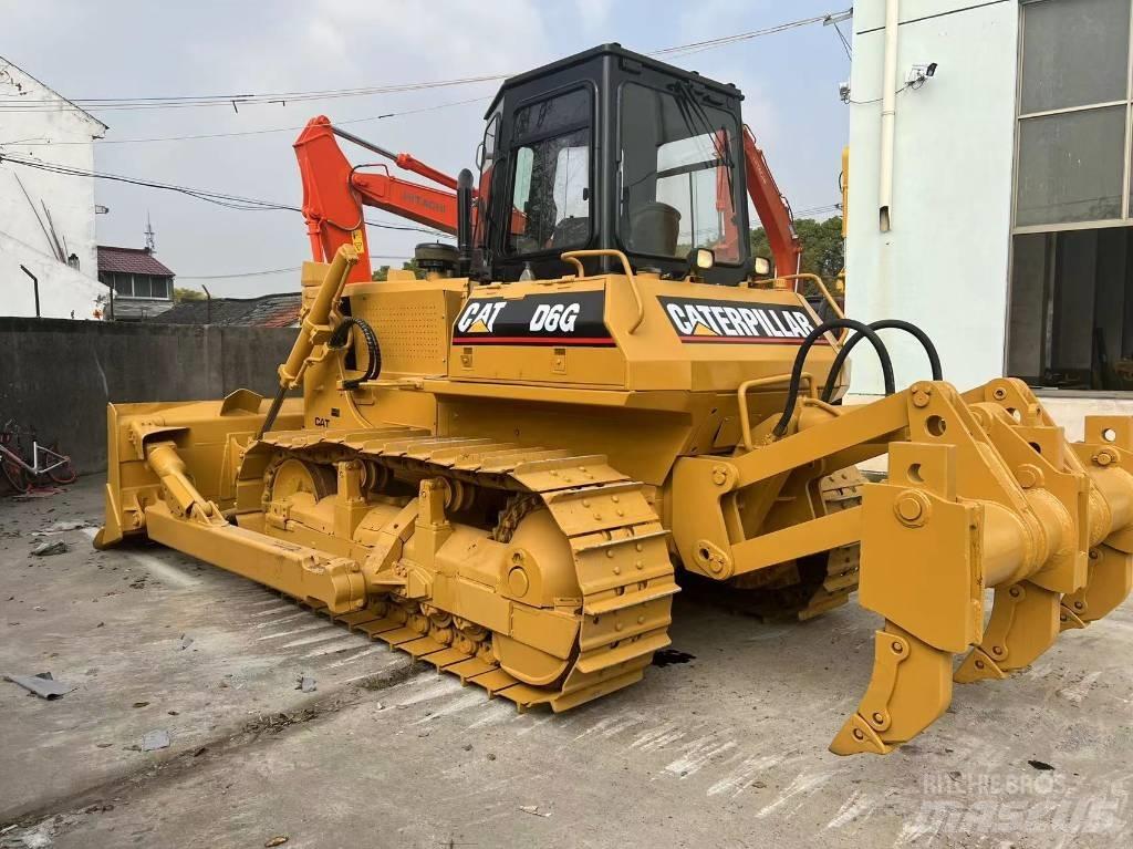 CAT D8 モーターグレーダー