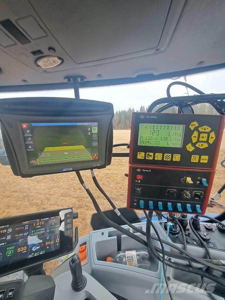 Hardi Ranger 2500 牽引型スプレイヤー