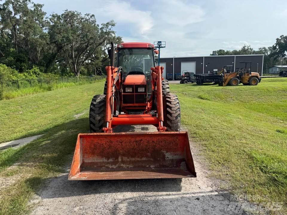 Kubota M 105 S トラクター
