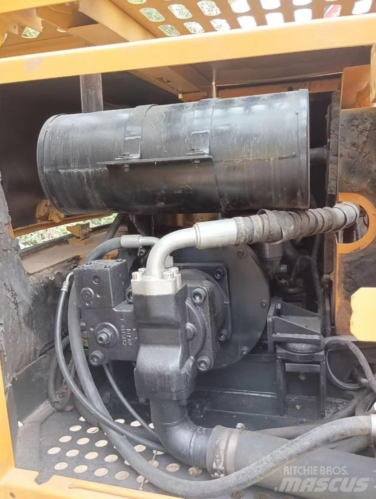 Sany SY 95 C 大型油圧ショベル12t以上（パワーショベル・ユンボ）