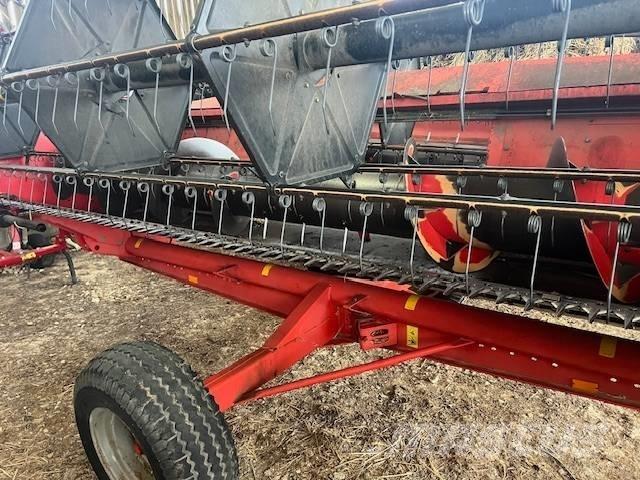 Massey Ferguson 30 コンバイン