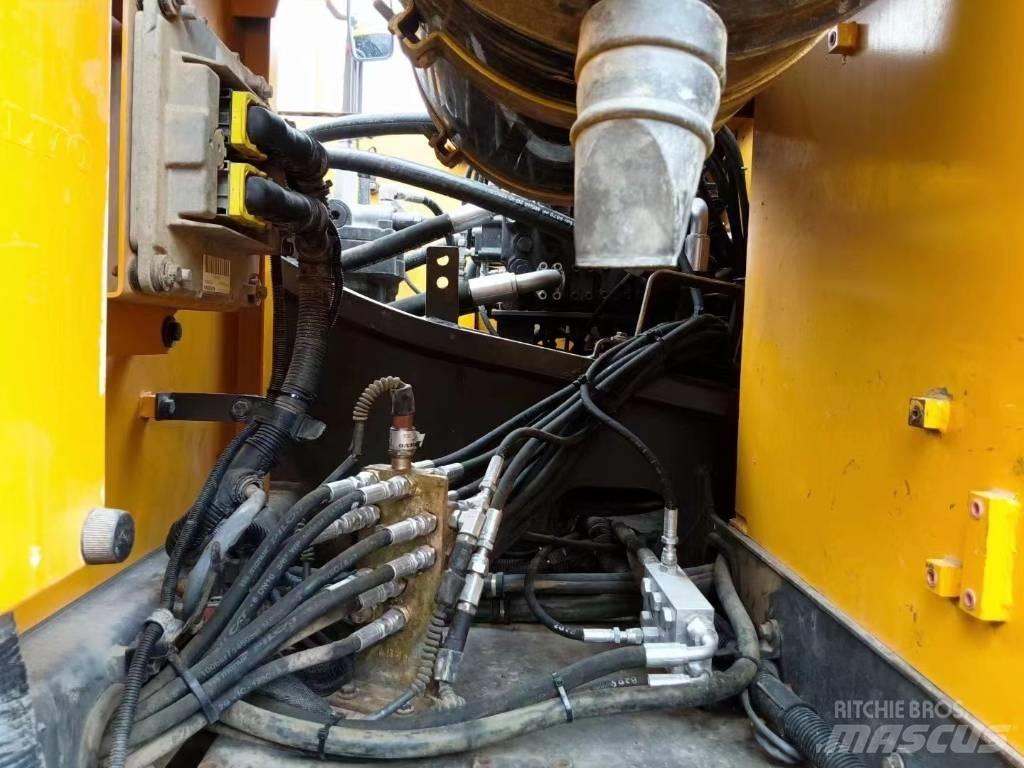 Volvo EC 300 D L 大型油圧ショベル12t以上（パワーショベル・ユンボ）
