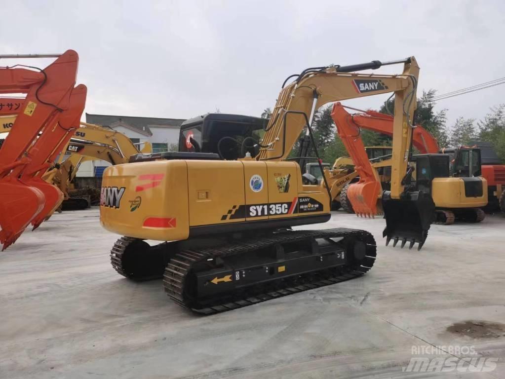 Sany SY 135 C 大型油圧ショベル12t以上（パワーショベル・ユンボ）