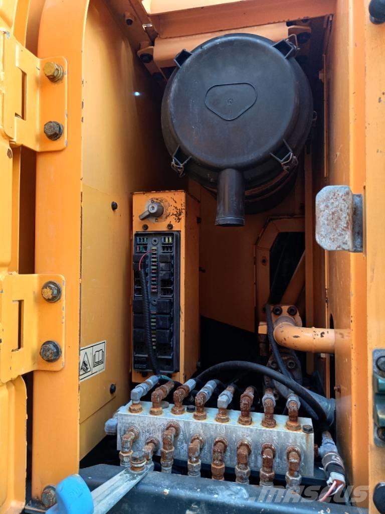 Hyundai R220LC-9 大型油圧ショベル12t以上（パワーショベル・ユンボ）