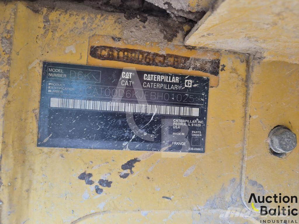 CAT D 6 K ブルドーザー