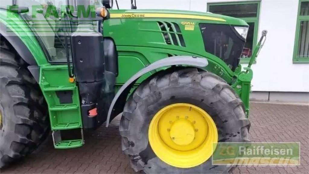 John Deere 6195m トラクター