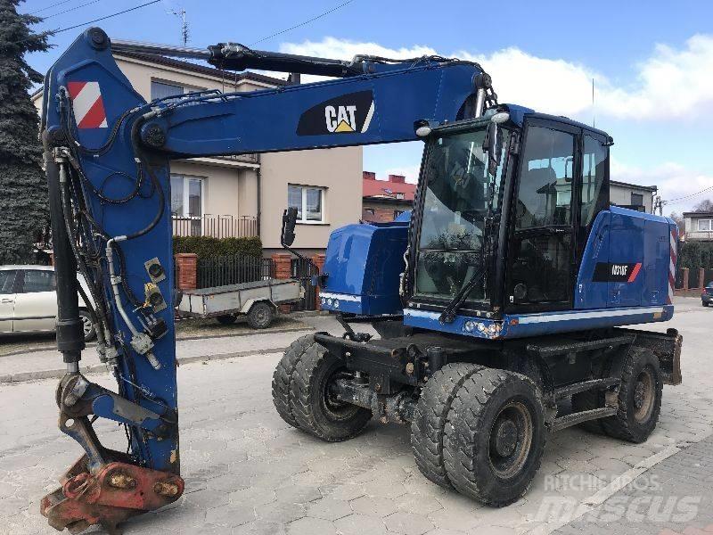 CAT M318f 318 f ホイール式油圧ショベル（パワーショベル・ユンボ・バックホー）