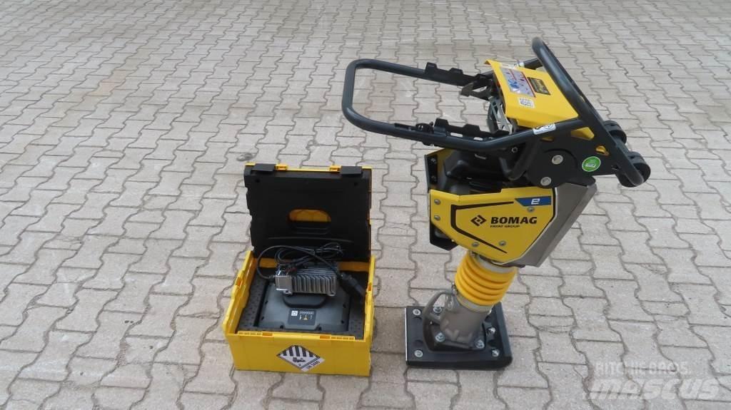 Bomag BT60E タンパ/転圧バイブレータ