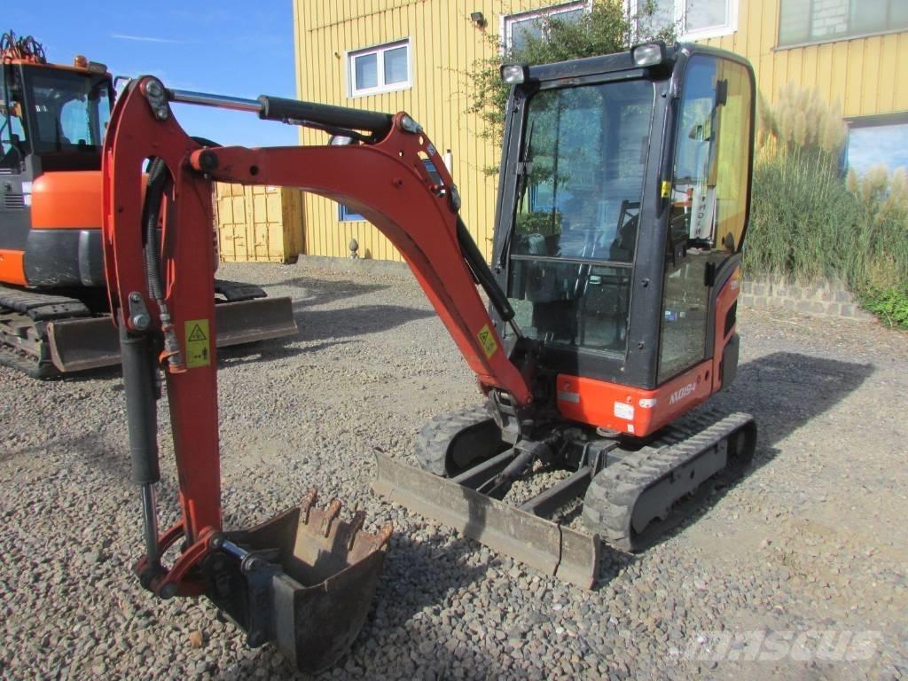 Kubota KX 019-4 ミニ油圧ショベル 7t以下（ミニユンボ・ミニディガー）