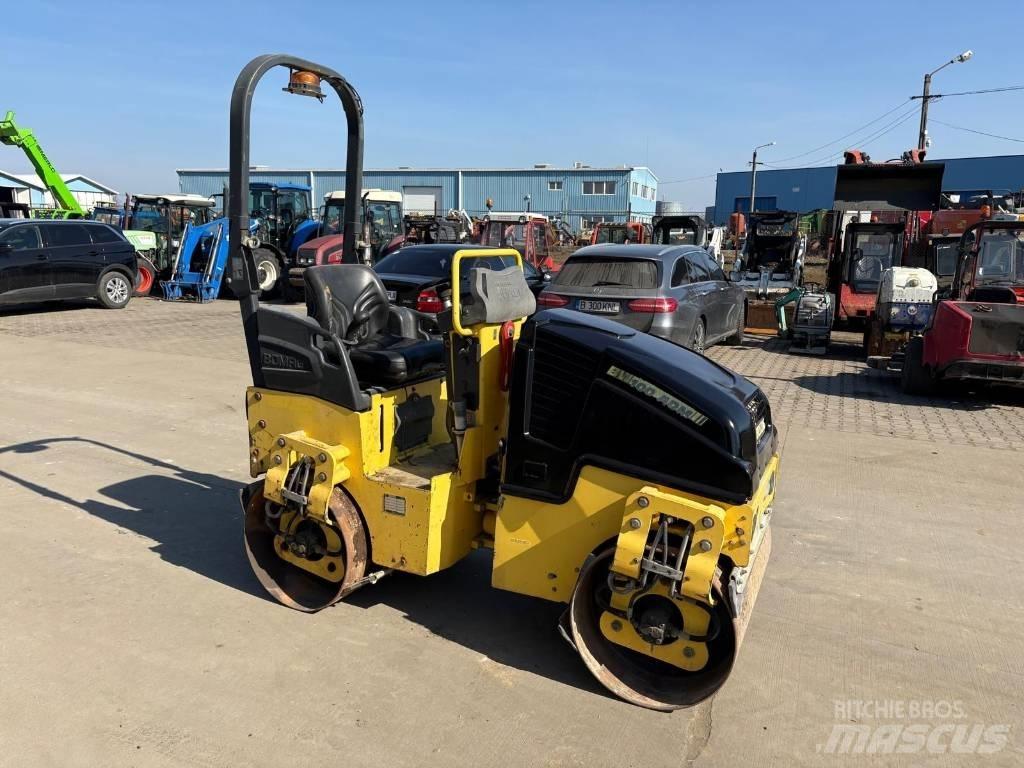Bomag BW 100 AD-5 タンデムローラ