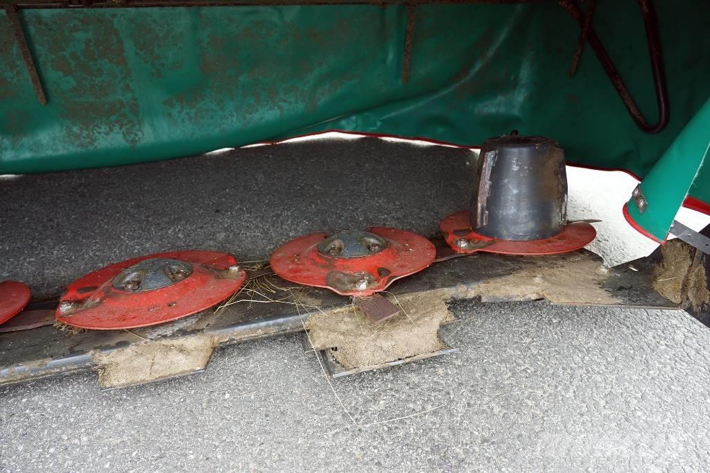 Kverneland 2324 モアーコンディショナー