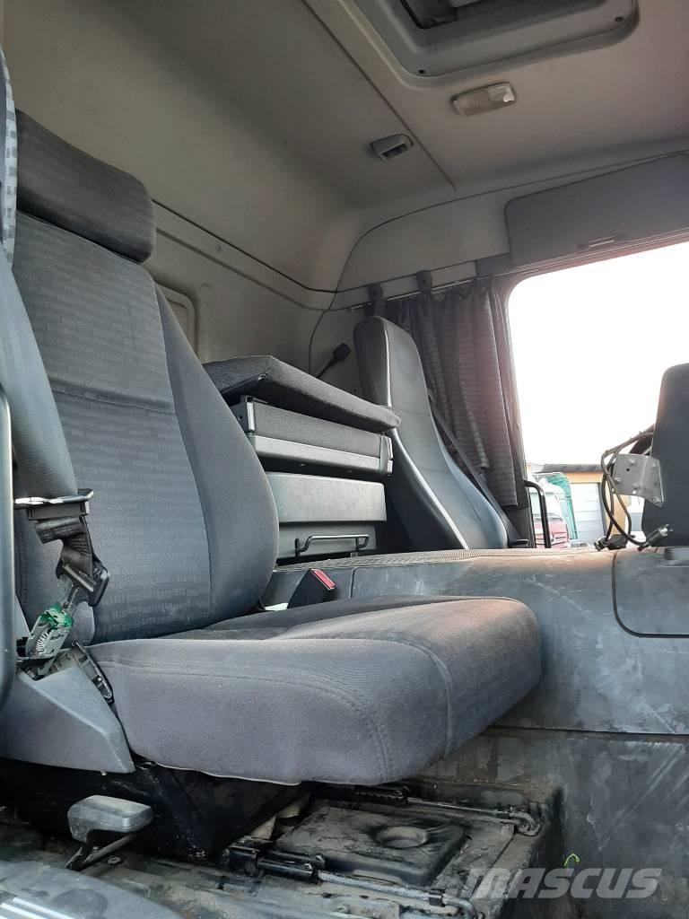 Scania P 420 コンテナ、海コン車