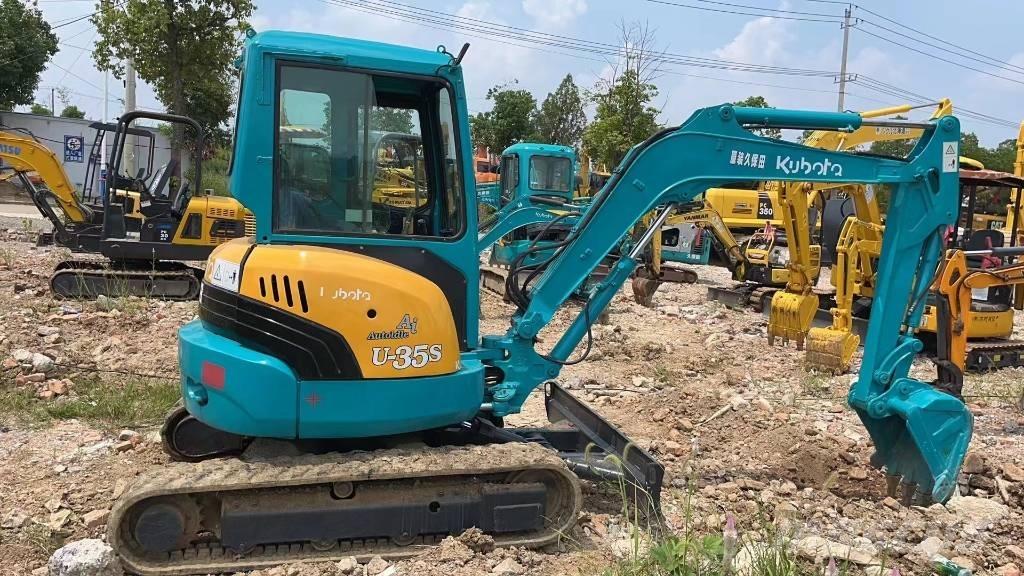 Komatsu U35 ミニ油圧ショベル 7t以下（ミニユンボ・ミニディガー）
