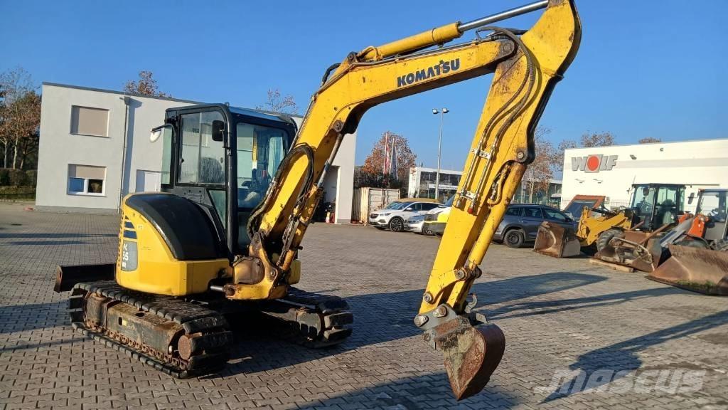 Komatsu PC 55 MR ミニ油圧ショベル 7t以下（ミニユンボ・ミニディガー）