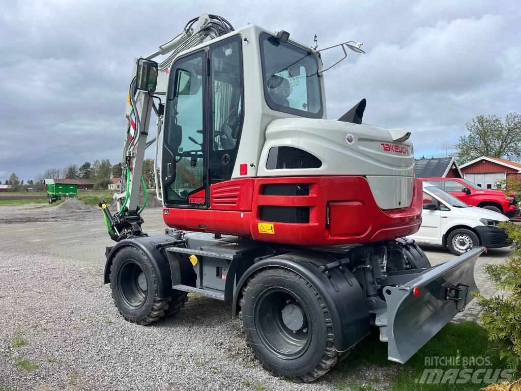 Takeuchi TB 395 W ホイール式油圧ショベル（パワーショベル・ユンボ・バックホー）