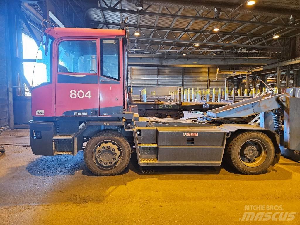 Kalmar TR618i ターミナルトラクター