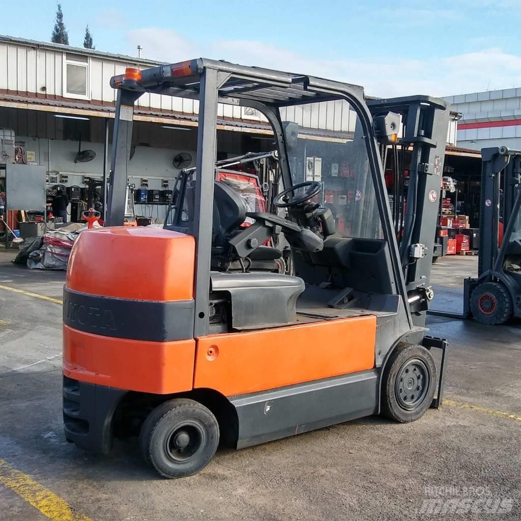 Toyota 7 FB MF 35 バッテリーフォークリフト