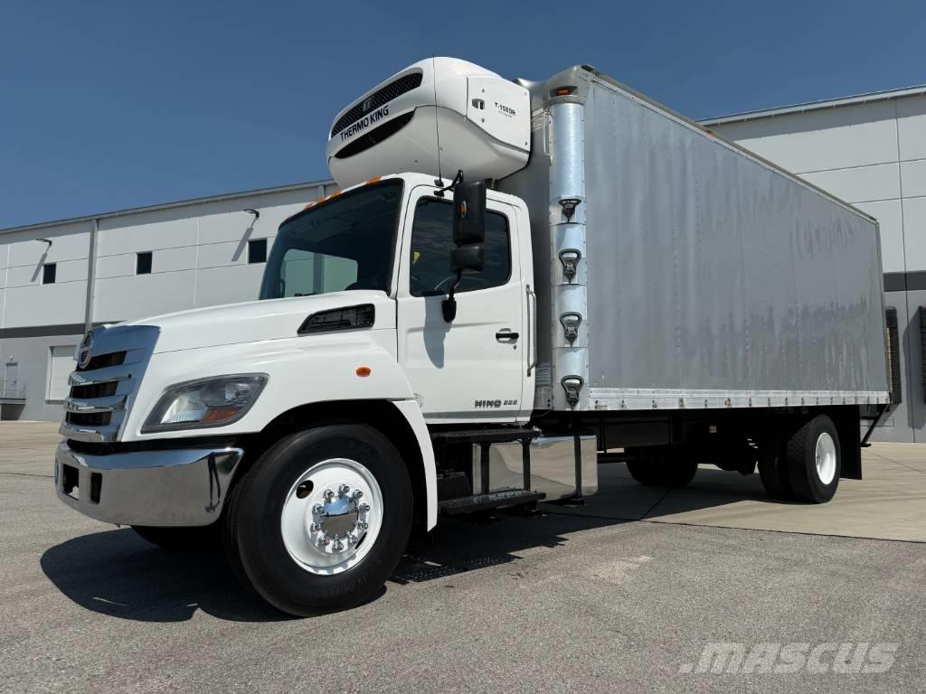 Hino 338 冷凍冷蔵車