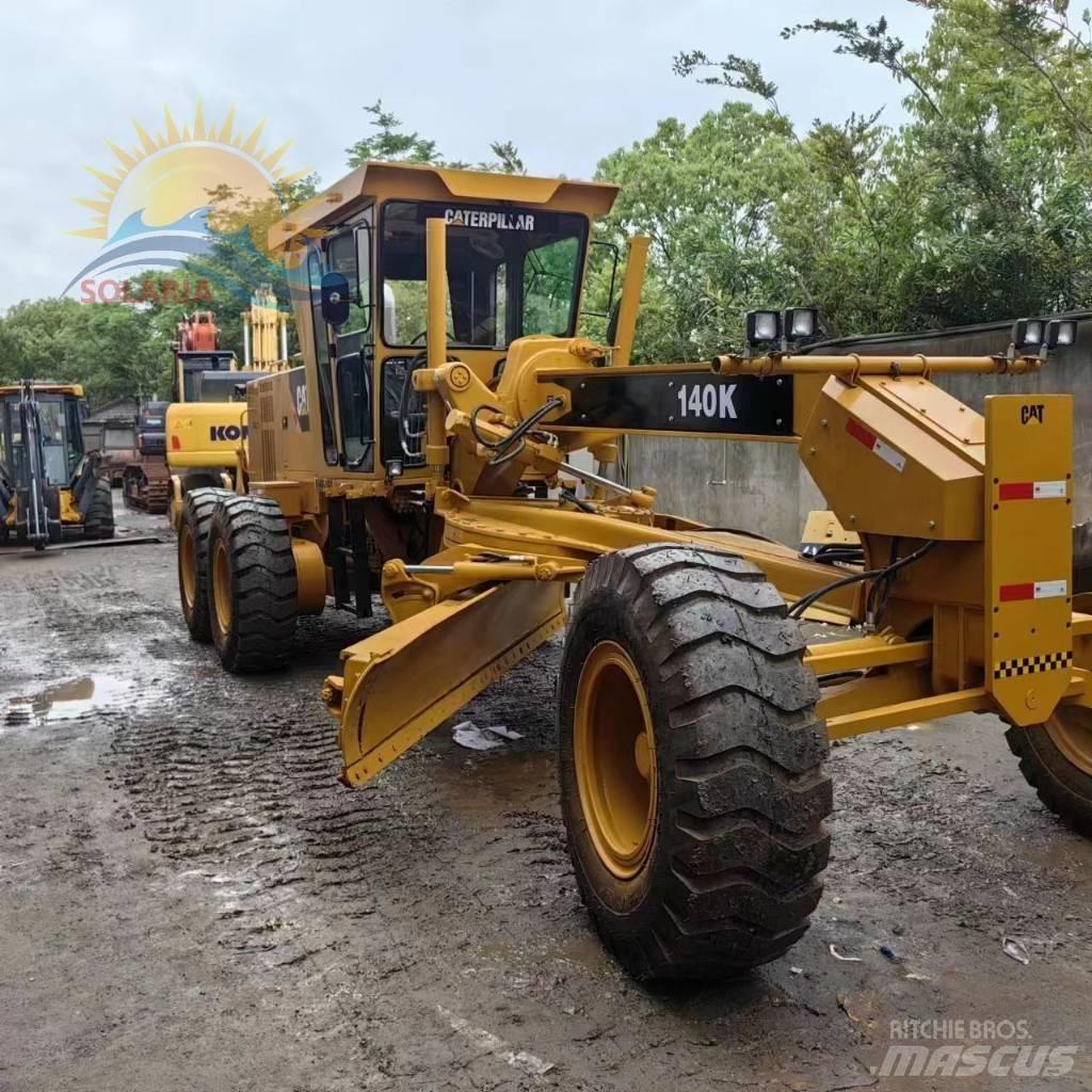 CAT 140 K モーターグレーダー