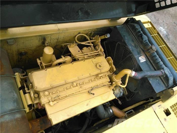 CAT 325 B 大型油圧ショベル12t以上（パワーショベル・ユンボ）