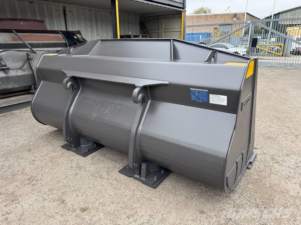 Volvo 2.6m GP Bucket バケット
