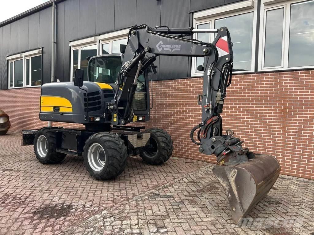 Terex TW75 ホイール式油圧ショベル（パワーショベル・ユンボ・バックホー）