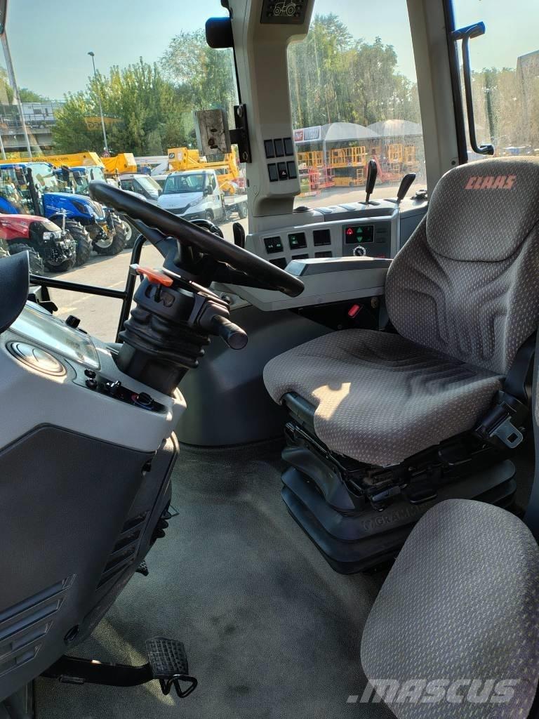 CLAAS Arion 640 トラクター