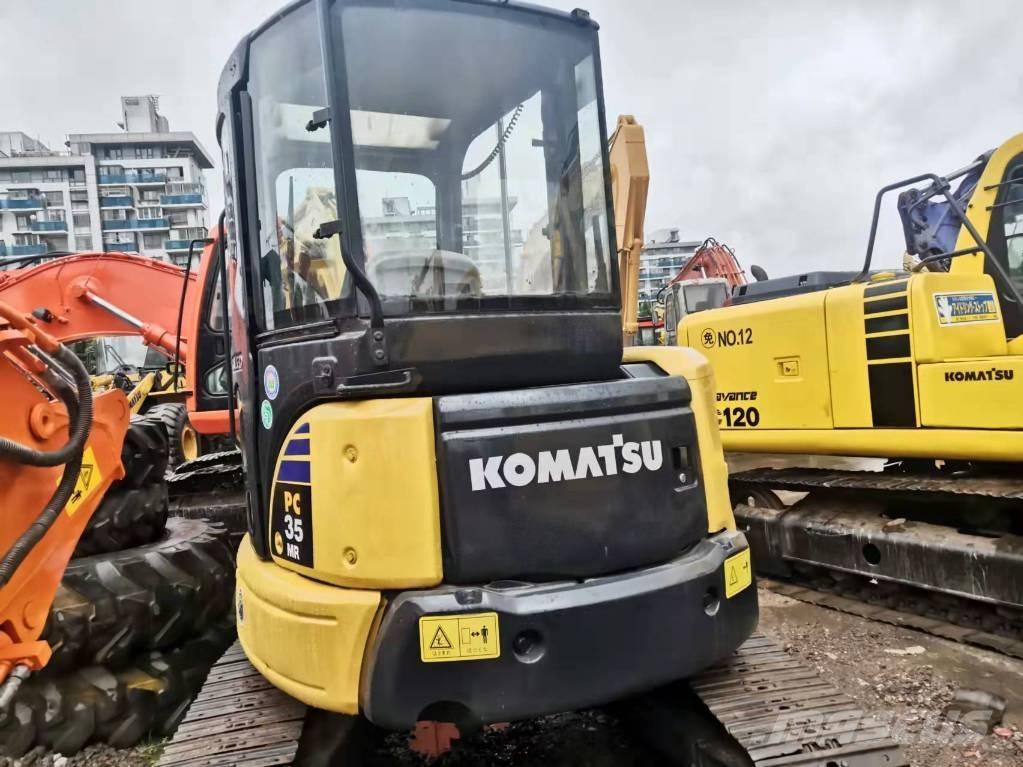 Komatsu PC 35 ミニ油圧ショベル 7t以下（ミニユンボ・ミニディガー）