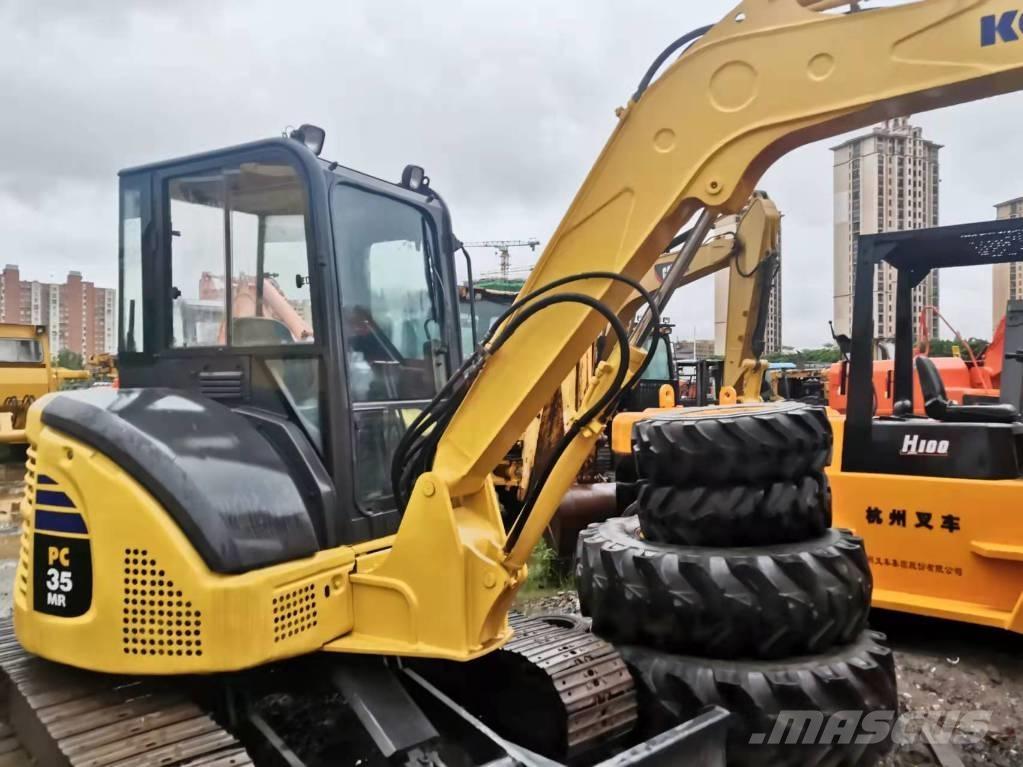 Komatsu PC 35 ミニ油圧ショベル 7t以下（ミニユンボ・ミニディガー）