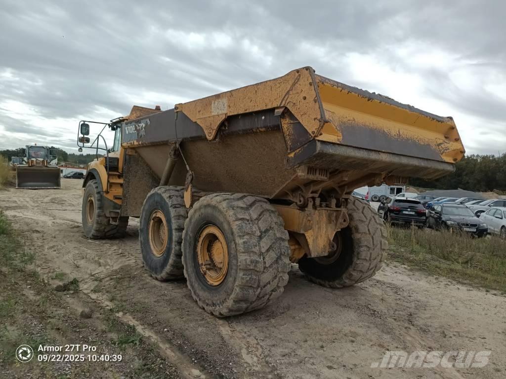 Volvo A 30 F アーティキュレート式ダンプトラック