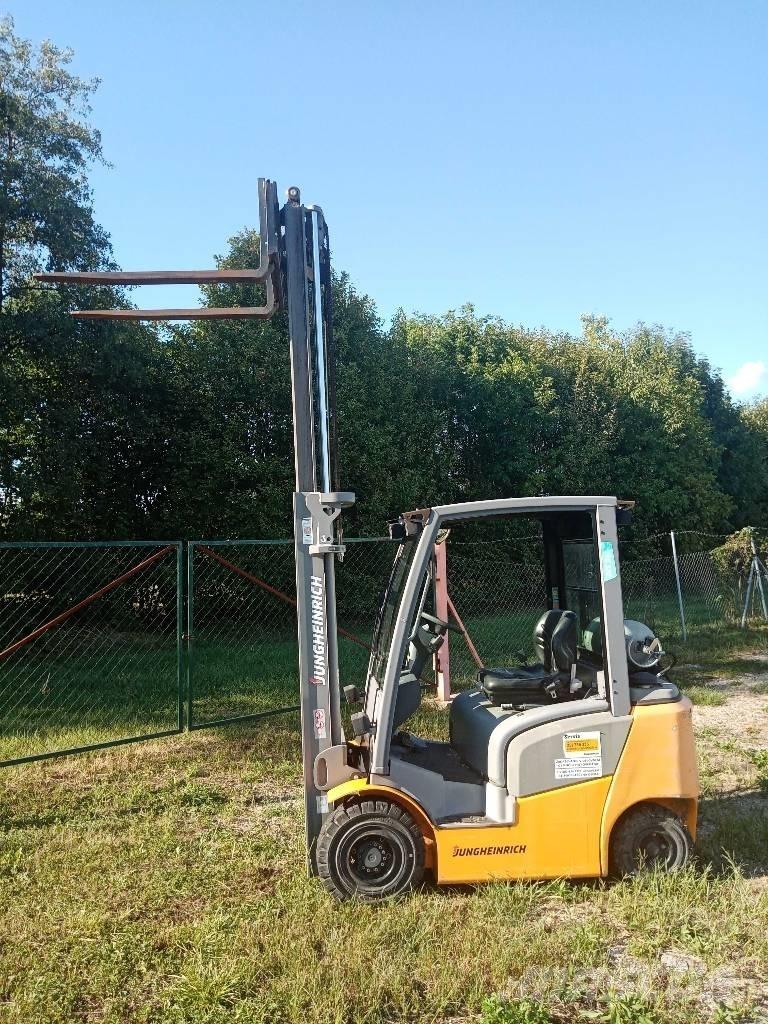 Jungheinrich TFG 320 LPGフォークリフト