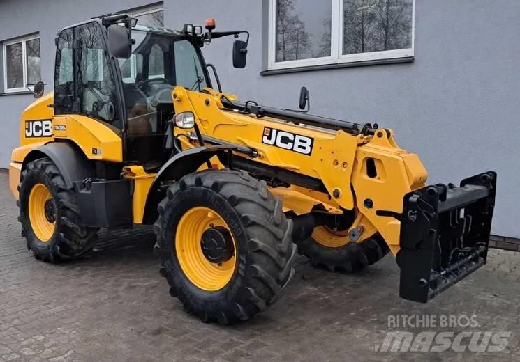 JCB TM 320 S 農業用テレハンドラー