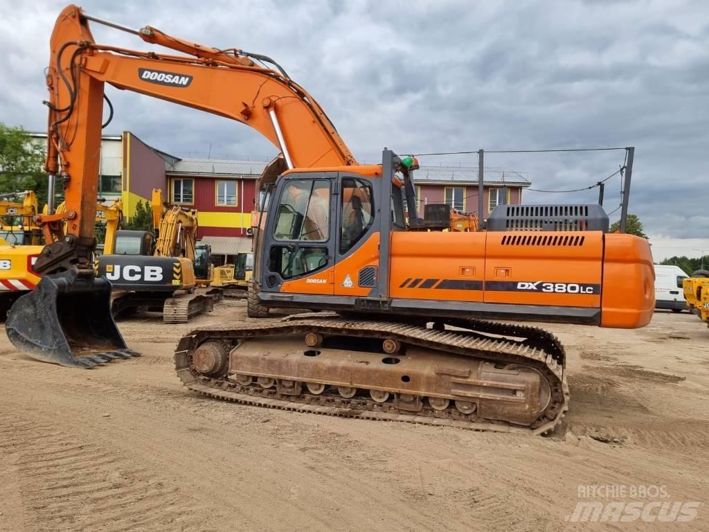 Doosan DX 380 LC 大型油圧ショベル12t以上（パワーショベル・ユンボ）