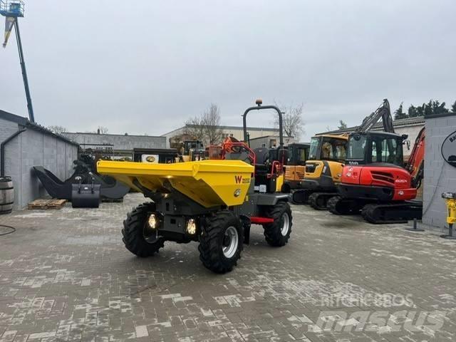 Wacker Neuson DW 30 アーティキュレート式ダンプトラック