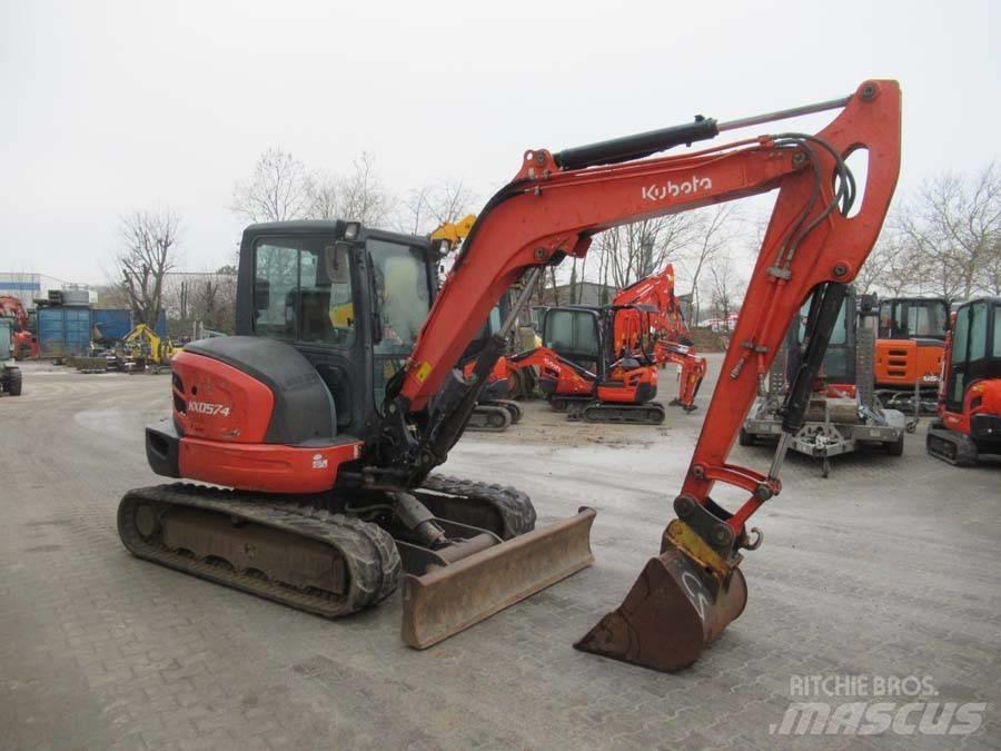 Kubota KX 057-4 ミニ油圧ショベル 7t以下（ミニユンボ・ミニディガー）