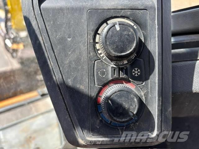 Wacker Neuson EW 65 ホイール式油圧ショベル（パワーショベル・ユンボ・バックホー）