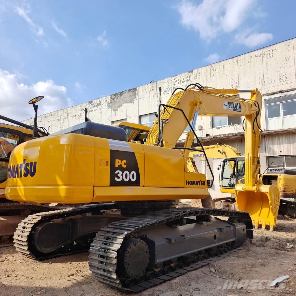 Komatsu PC 300 大型油圧ショベル12t以上（パワーショベル・ユンボ）