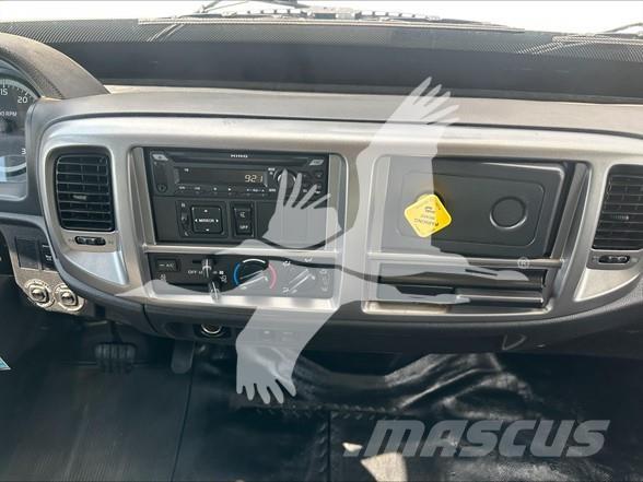 Hino 268A 建設機械 -　その他