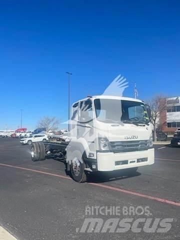 Isuzu FVR キャブ付きシャーシ