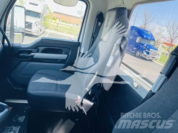 Kenworth T680 中古トラクターヘッド | トレーラーヘッド