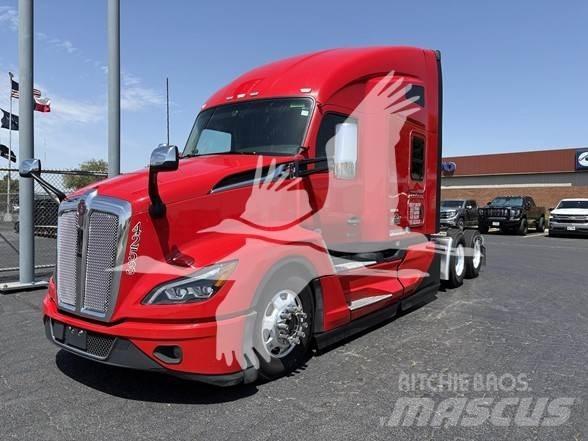 Kenworth T680 中古トラクターヘッド | トレーラーヘッド