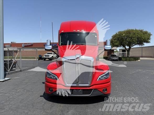 Kenworth T680 中古トラクターヘッド | トレーラーヘッド